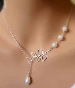 Women's Silver White Pearls LEAF Glamour Necklace - Thirsty Buyer - 1